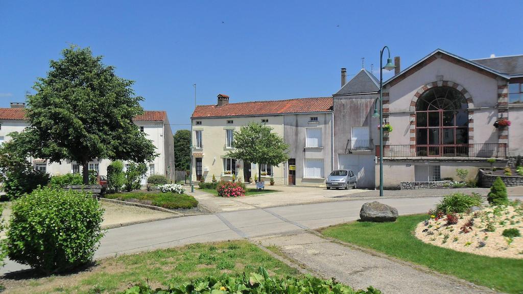Chambres D'Hotes Bienvenue L'Absie Екстер'єр фото